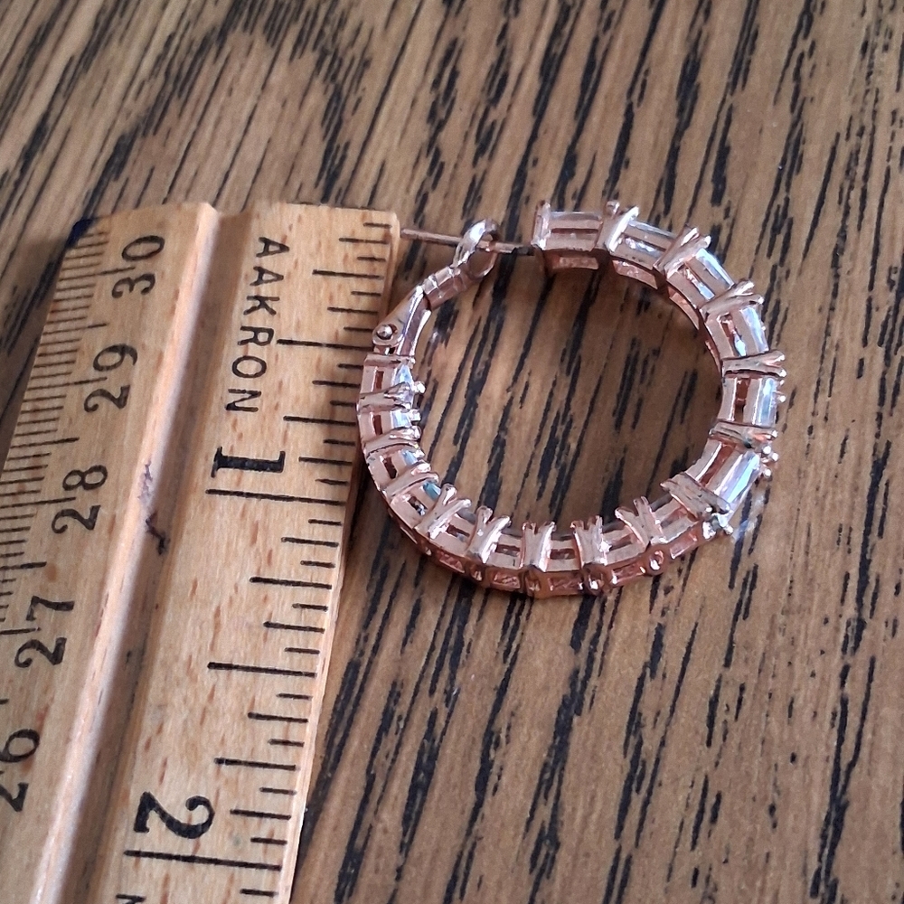 Elegant Rose Gold And Crystal Hoop Earrings EUC - Picture 6 of 11